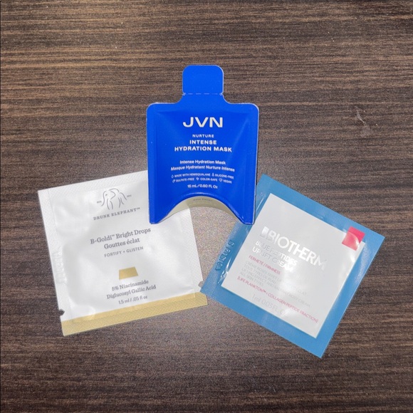 Beauty Samples Bundle ✨ - Picture 6 of 6